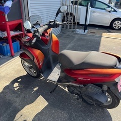 トリシティ125低走行車
の画像