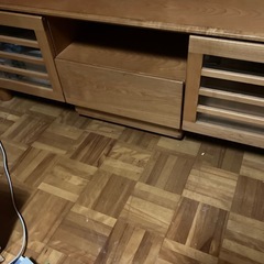 テレビボードの画像