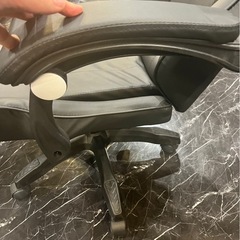 【転売可】驚異の半額以下！？GTBOY ゲーミングチェア／オフィスチェア✨リクライニング＆ヘッドレスト付の画像
