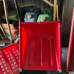 除雪用品４　スノーダンプ