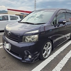 トヨタ　ヴォクシー　平成20年式　8人乗り　車検R9年1月