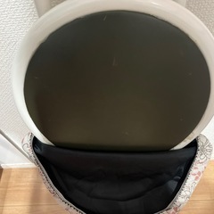 折りたたみイスの画像