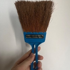 ミニ箒をお譲りします