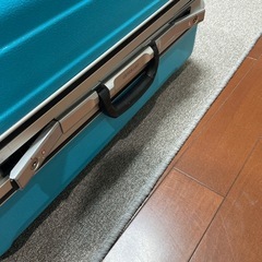 スーツケースの画像