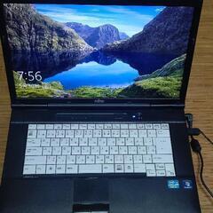 ⭐️古いFUJITSUのノートパソコン…