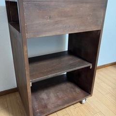 木製ワゴン(キャスター付き)無料の画像