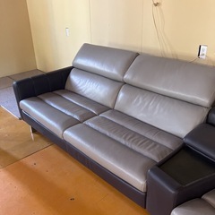 【本革】レザーワールド　Leather　world　最高級カウチソファ　3人掛けソファ【札幌　清田区　店頭引取限定】【市内配送可能】の画像