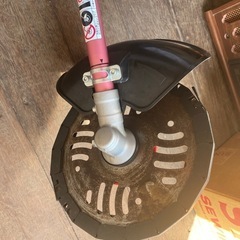 RYOBI 草刈機　の画像