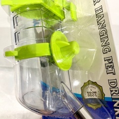 新品未使用　ペット用給水器350ml 吊り下げ式の画像
