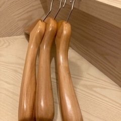 高級ハンガーまとめ売りの画像