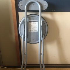 折り畳み椅子　厚い座面の画像
