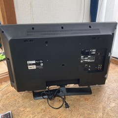 HDD内蔵📺未使用アンテナ線とセットです📺HITACHIのHDD内蔵32Vテレビの画像