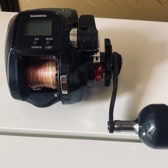 釣り具シマノPLAYS600電動リールとバッテリーのセット