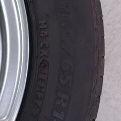 【値下げしました】タイヤとアルミホイール４本セットの画像