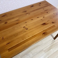 IKEA　ダイニングテーブルの画像