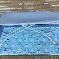 スタンド付きアイロン台　高さ調整付き