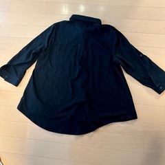 【新品・未使用】アズールバイマウジー　ブラック ボタンアップシャツの画像
