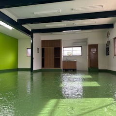 🌴資材置場、工場、事務所🏗️２トンクレーン