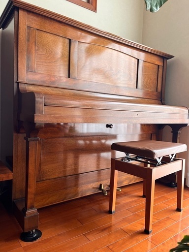 金額ご相談ください。アップライトピアノ　木製ヤマハ象牙アンティーク