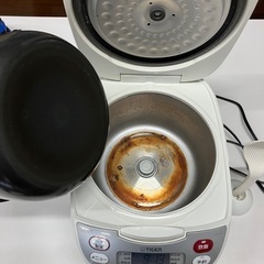 炊飯器の画像