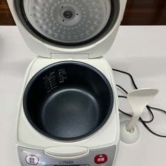 炊飯器の画像