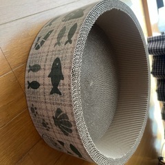 猫　爪研ぎ　段ボールの画像