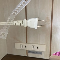 無料！山善　高さが変えられるデスクの画像