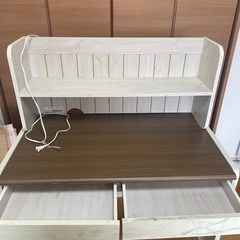 無料！山善　高さが変えられるデスクの画像