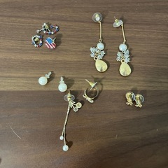 ピアス