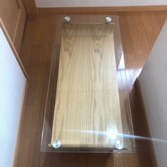 ガラステーブル
の画像
