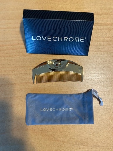 （新品開封済み）LOVECHROMEラブクロムのヘアコーム クシ