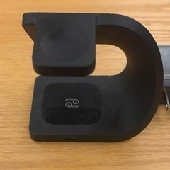ワイヤレス充電器スタンドの画像