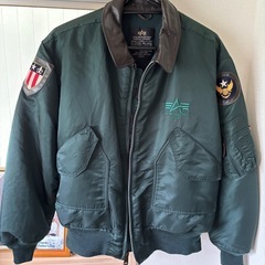 定価の4分の1！未使用！Alpha Industries軍用ジャケット