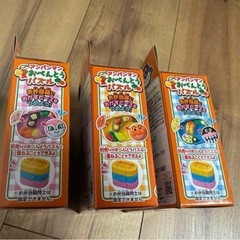 【新品未使用】アンパンマン　ドキンちゃん　バイキンマン　お弁当パズル　3点セットの画像