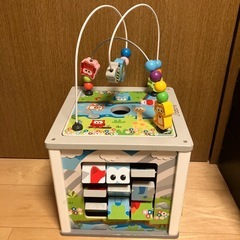 ジャドール　アクティビティプレイセンター　知育玩具の画像