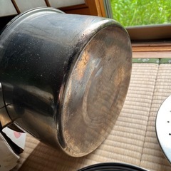 クリビア　ステンレス　
煮込み、蒸し器兼用鍋　28センチの画像