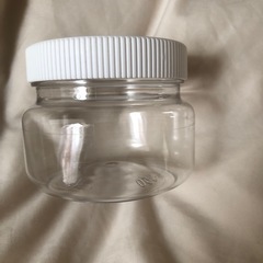 プラスチック容器24個の画像