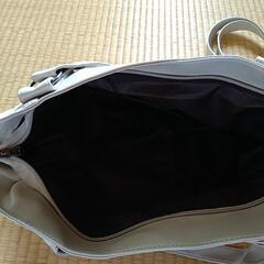 ショルダーバッグの画像