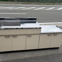 ⭐︎中古品 流し台 ガス代付き 1800x550mm⭐︎