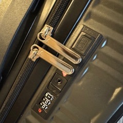 新品同様キャリーケース の画像