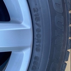215/60R15 スタッドレスタイヤ 4本セットの画像