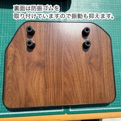 新型シエンタ　オリジナルテーブル　ブラウンの画像