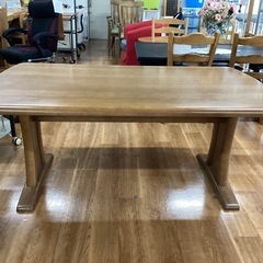 ダイニングテーブル〈カリモク製〉【町田市再生家具】250619
