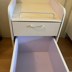 ニトリ机下の引き出し、チェスト、棚（ホワイト）の画像