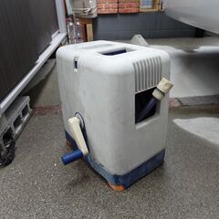 お取引中！巻き取りケースに入った 散水ホース