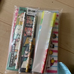 子供用エプロン　鉛筆　マスク　工作まとめ売りの画像