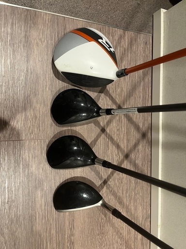 ゴルフクラブセット(1W、5W、7W、4H)