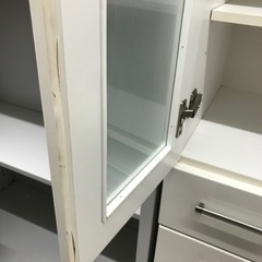 食器棚の画像