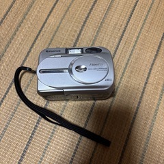 Fujifilm FinePix 2600ZOOM デジタルカメ...
