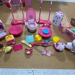 メルちゃん　テーブル　キッキン
